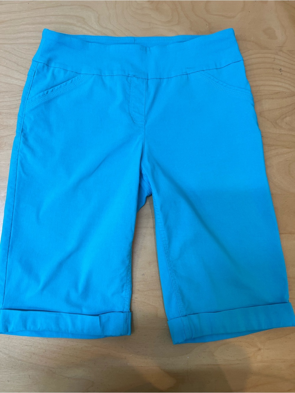 Alia Bright Turquoise Cropped Pull-On Pants